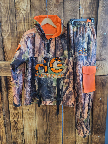 REVERSIBLE HUNTING SUIT